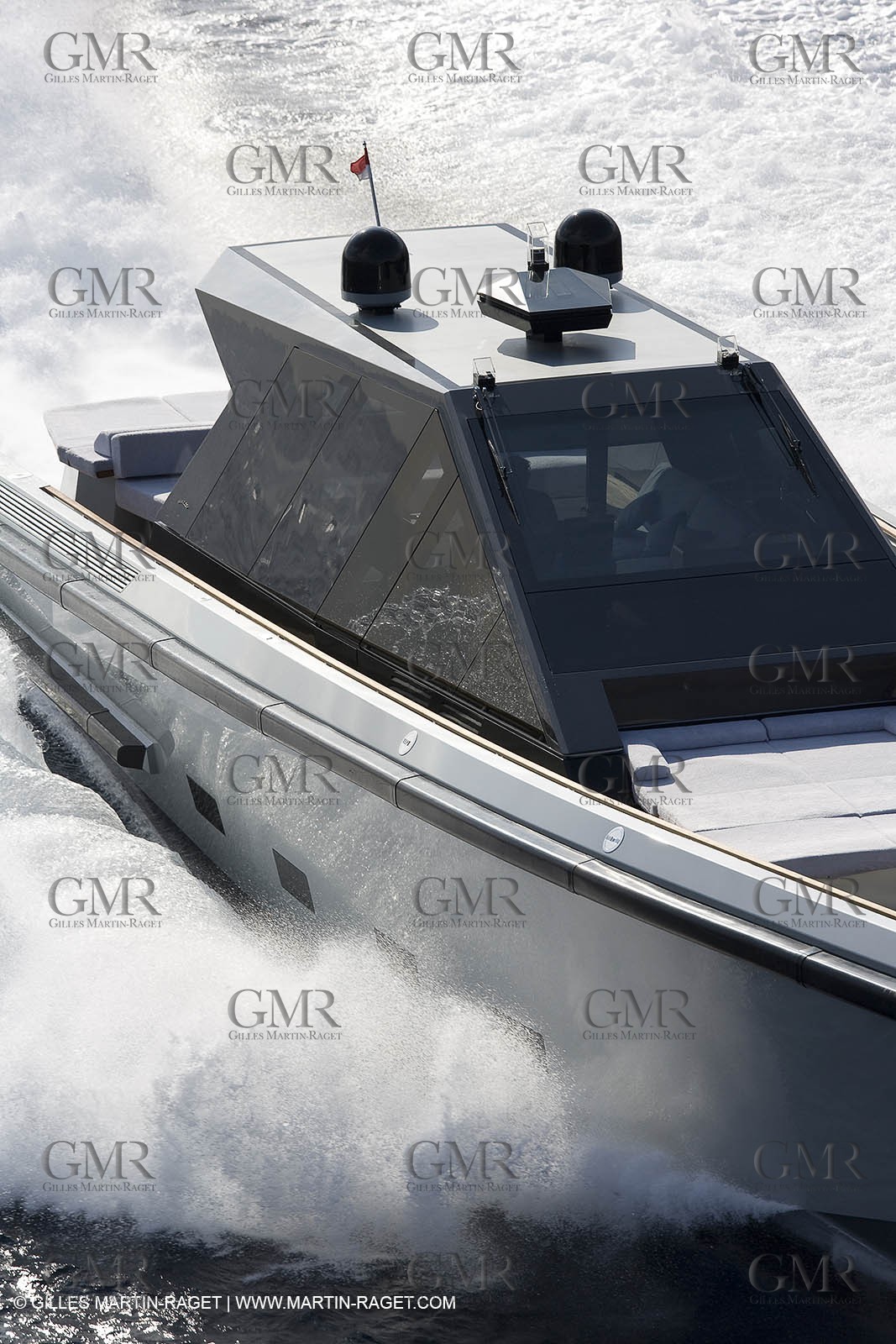 29 09 2007 - St Jean Cap Ferrat - Wally Yachts - Wally Power 70 - Lau Lau