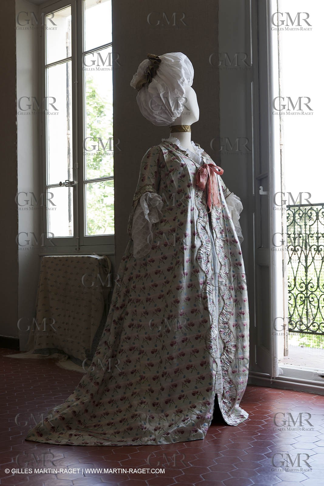06 07 2012, Toulon (FRA,83), Villa Rozemaine, exhibition 'Fashion Dresses