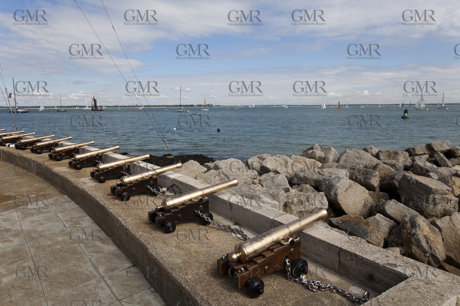 02 08 2010 - Cowes (UK, IOW) - The 1851 Cup -  BMW ORACLE Racing - Training Day.