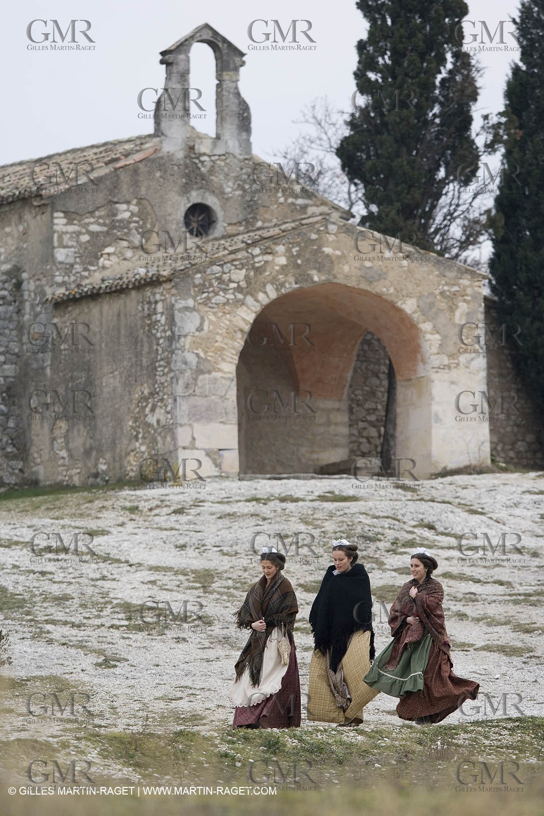 18 02 2007 - Saint Rémy de Provence - Reine d'Arles dans les Alpilles - chapelle Sainte Sixte