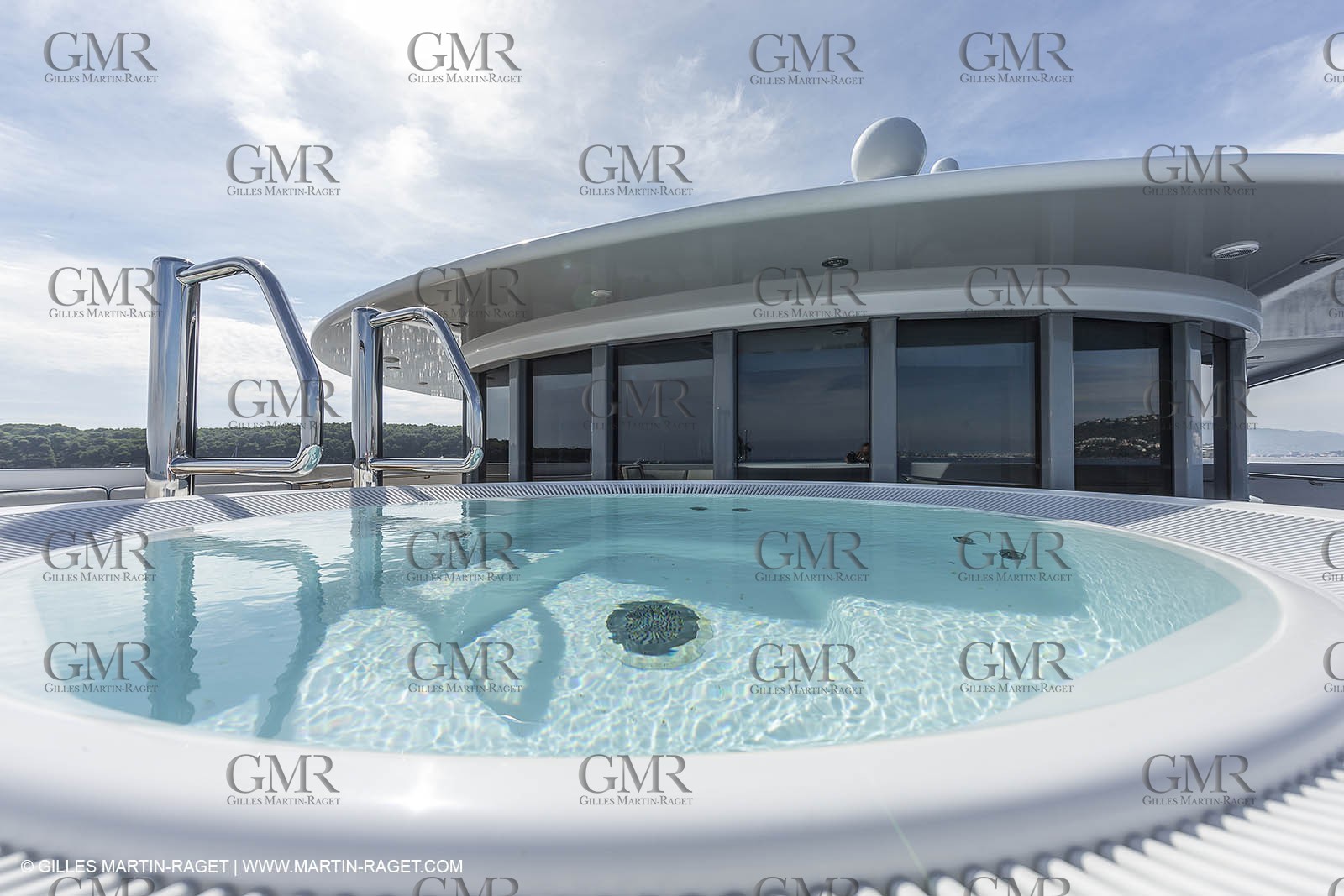 21 09 2014 - Cannes (FRA,83), Motor yacht TV