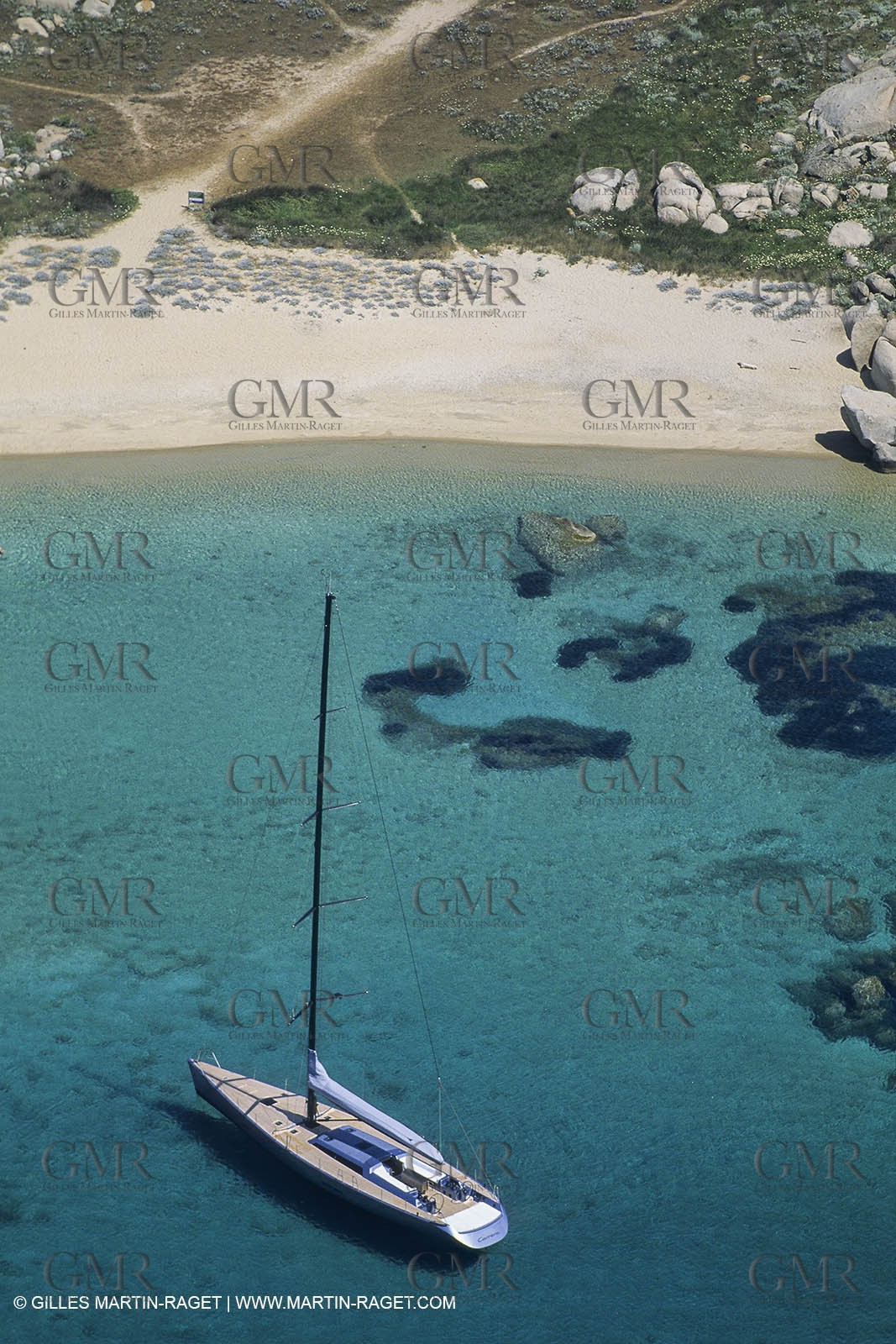 sailing, cruising, monohull at the mooring