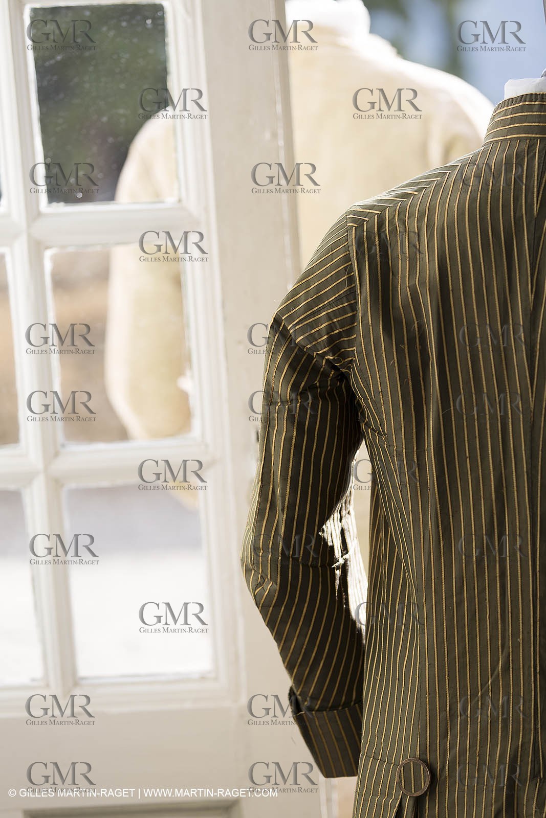 31 10 2013 - Ansouis (FRA,84) - Ansouis castle - Costumes of the exhibit Men costumes