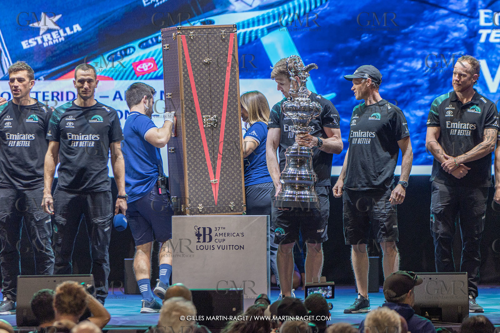 19 10 2024, Barcelona (ESP), Louis Vuitton 37th America's Cup, Final Match, Race Day 6 , Prizegiving