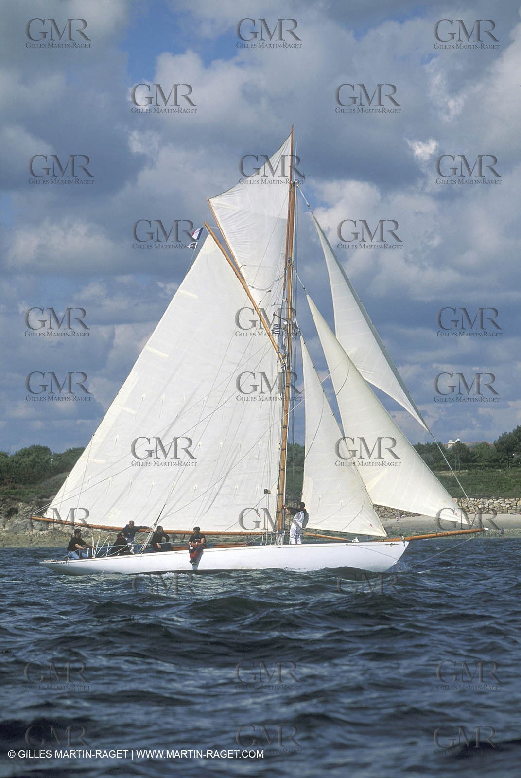 Viola - Classic yachts