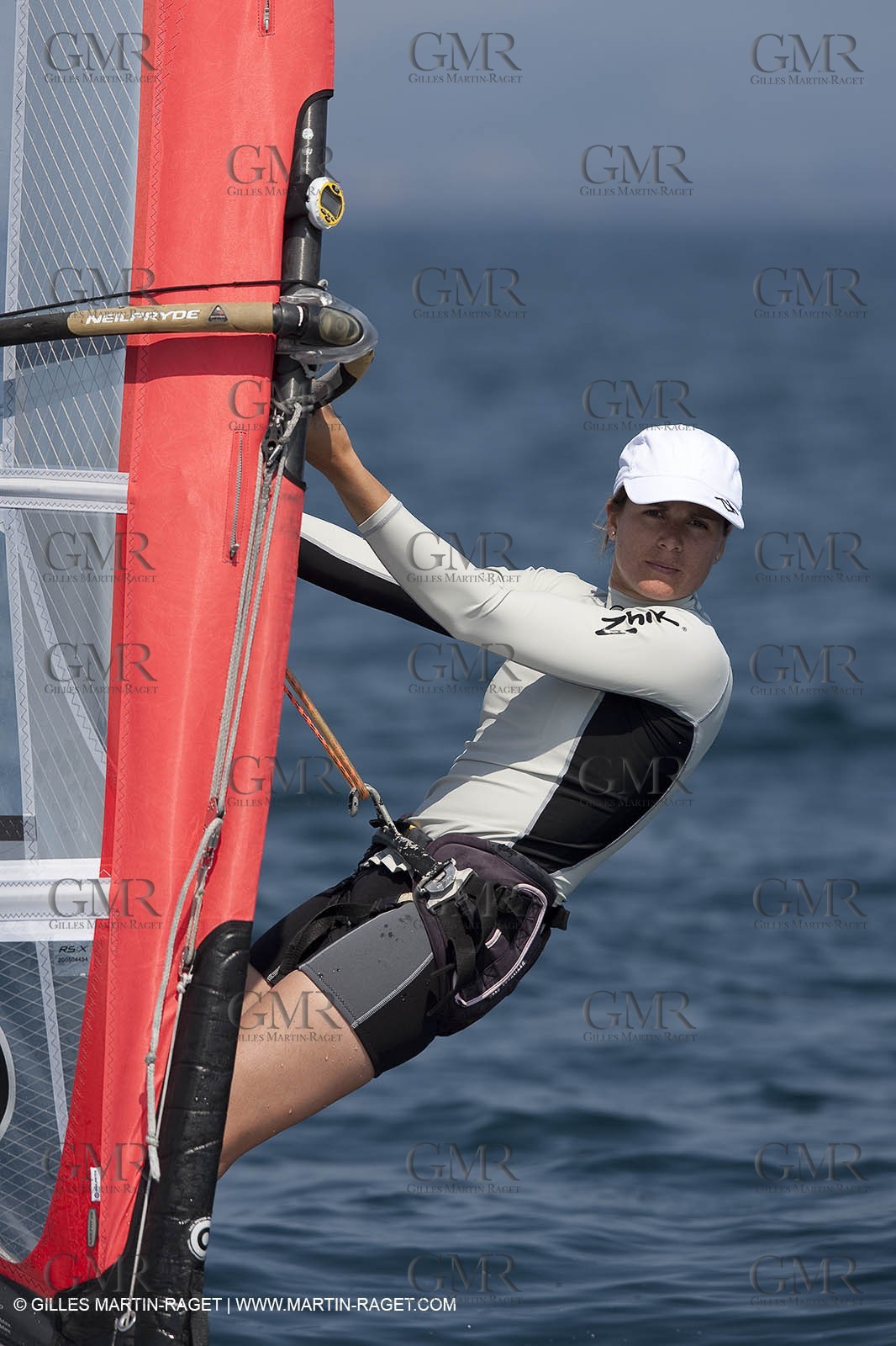 20 04 2010 - Hyères (FRA,83) - SOF 2010 - ZHIK Team - RSX femmes - Marina Alabau