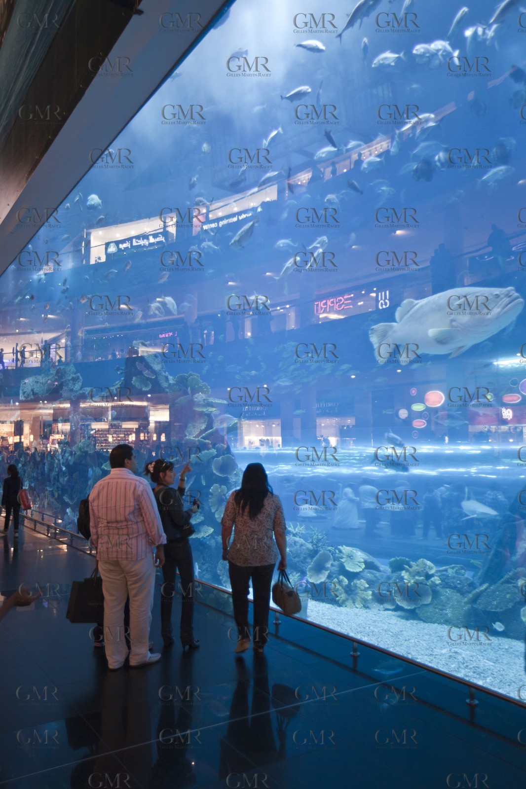 21 11 2010 - Dubai (UAE) - Dubai - The Mall