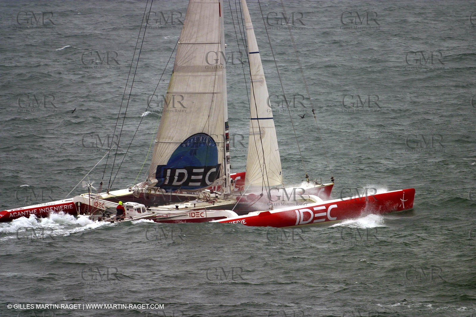 Round the world solo record - Idec - Francis Joyon - Brest finish