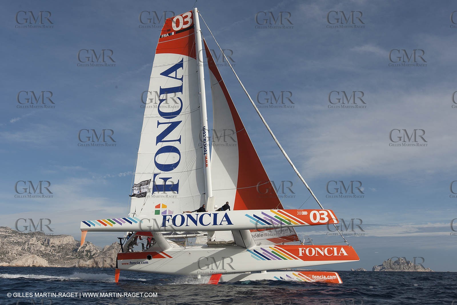 27 09 2012 - Marseille (FRA,13) - Alpari World Match Race Tour - Match Race France 2012 - Day 3 - Quarter finals - Matc Racing specialists sail on Foncia