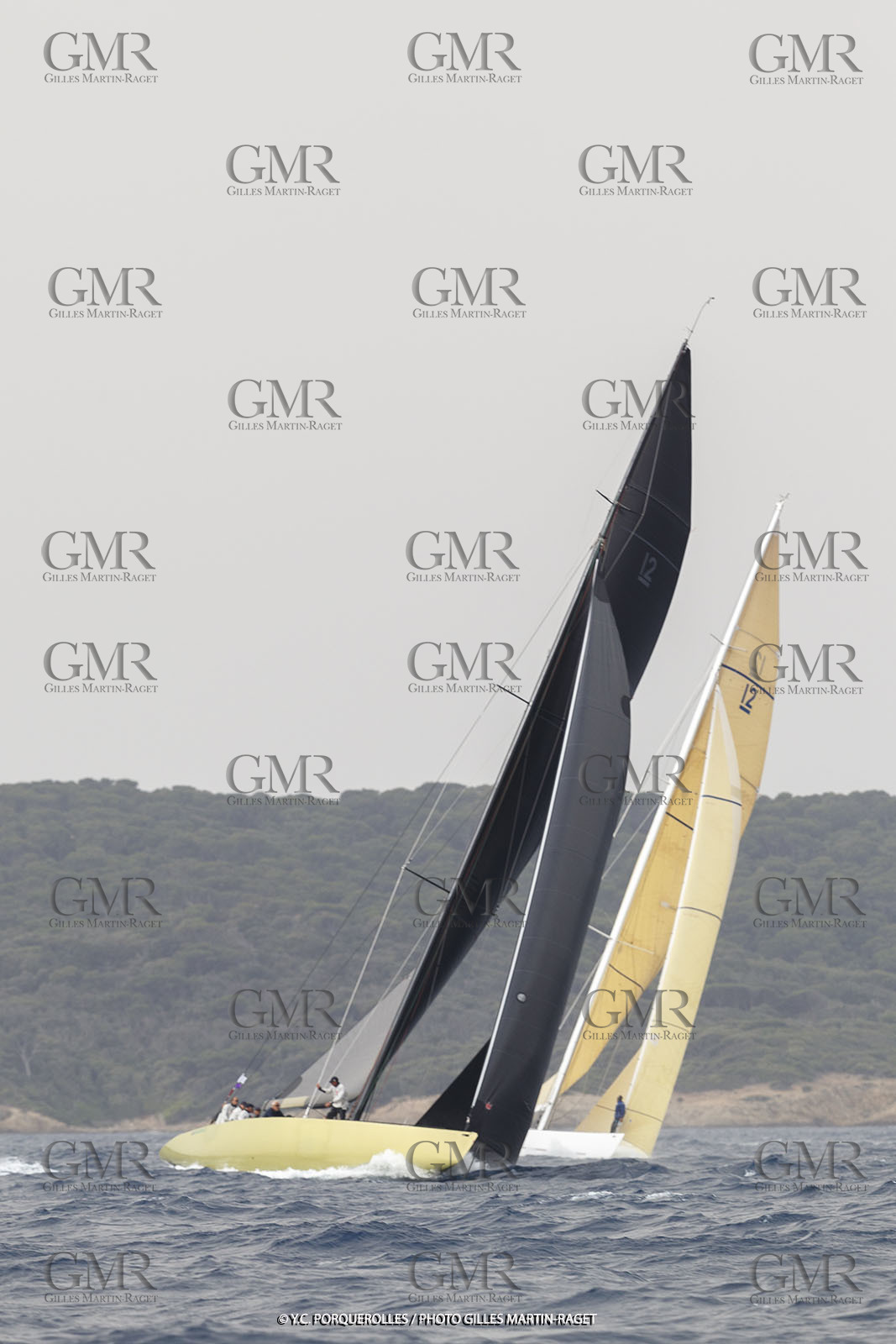 19 06 2024, Porquerolles Island (FRA), Championnat du monde des 12 m JI 2024, Race Day 1