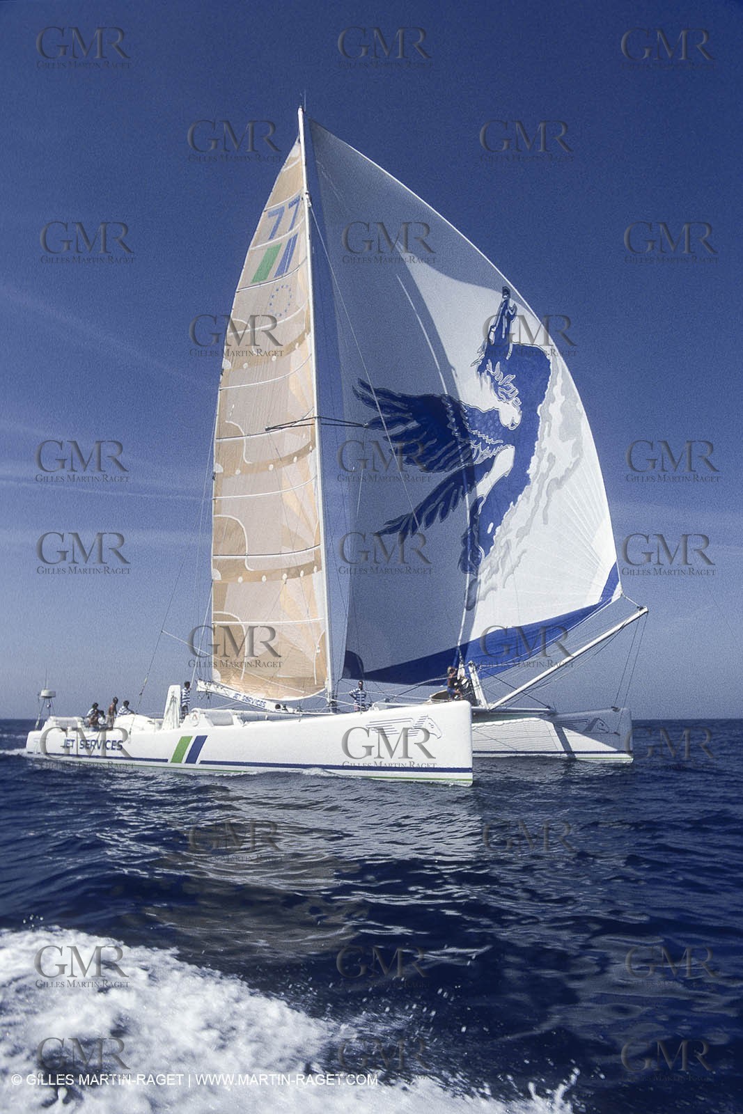 Sailng, Offshore racing, Maxi multiihulls, Jet services V