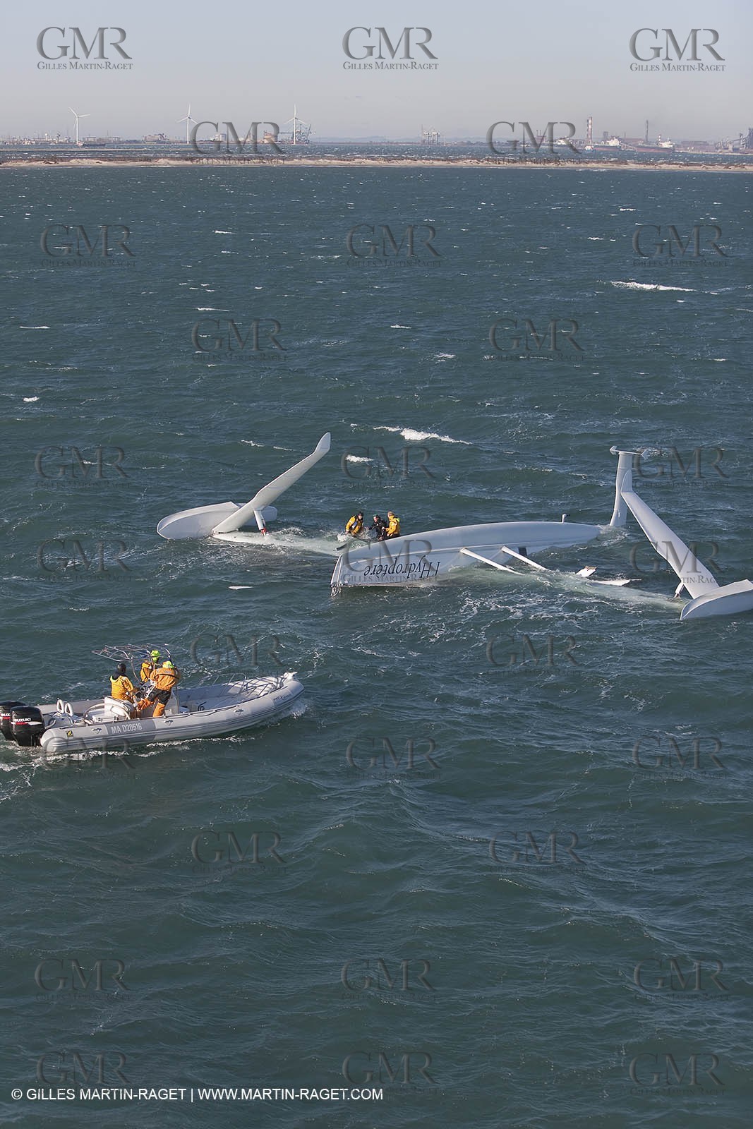 21 12 2008 - Port Saint Louis du Rhône (South of France) - The Hydroptere just after its capsize when trying to beat the overall sailing speed record