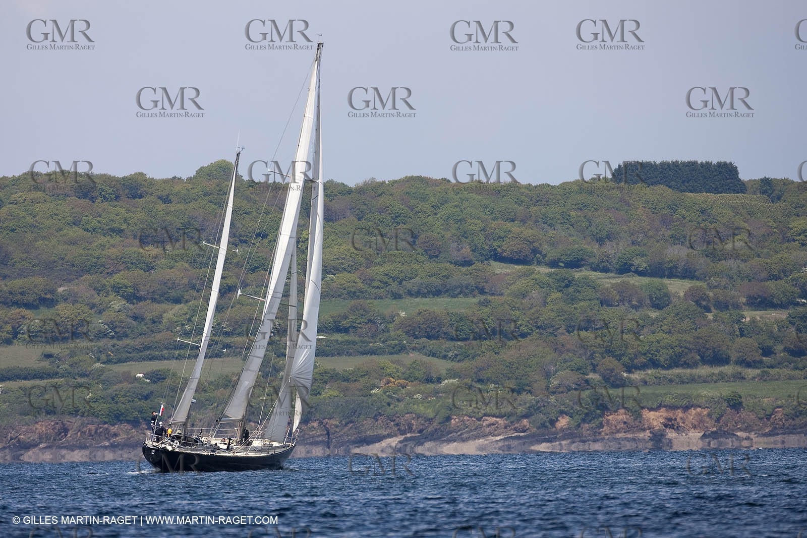 19 05 2010 -  Lanveoc Poulmic (FRA,29) - French Navy School Grand Prix - Pen Duick VI