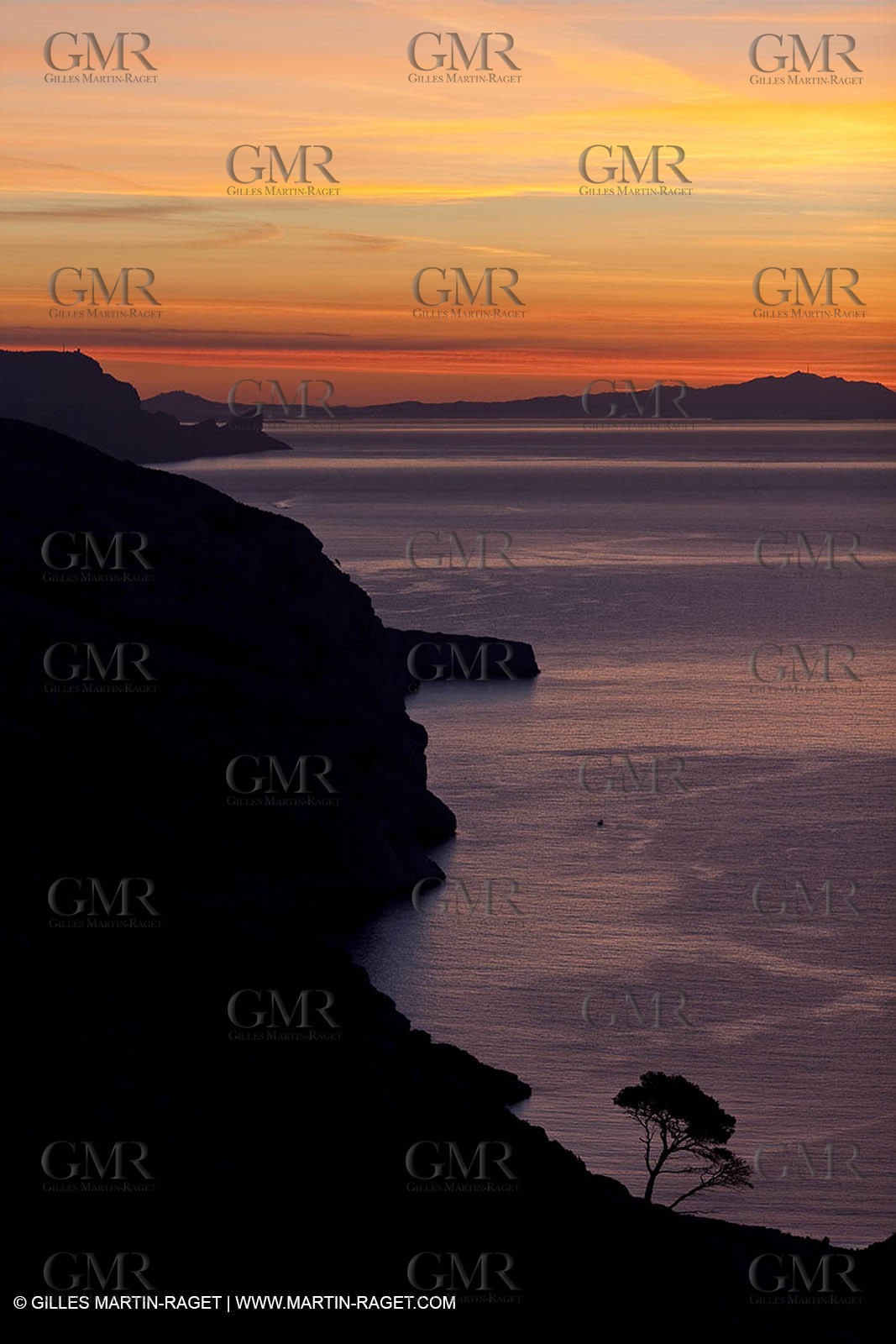 Décembre 2009 - Marseille (FRA) - Les Calanques - Hauts de Sormiou vu depuis le col de Cortiou