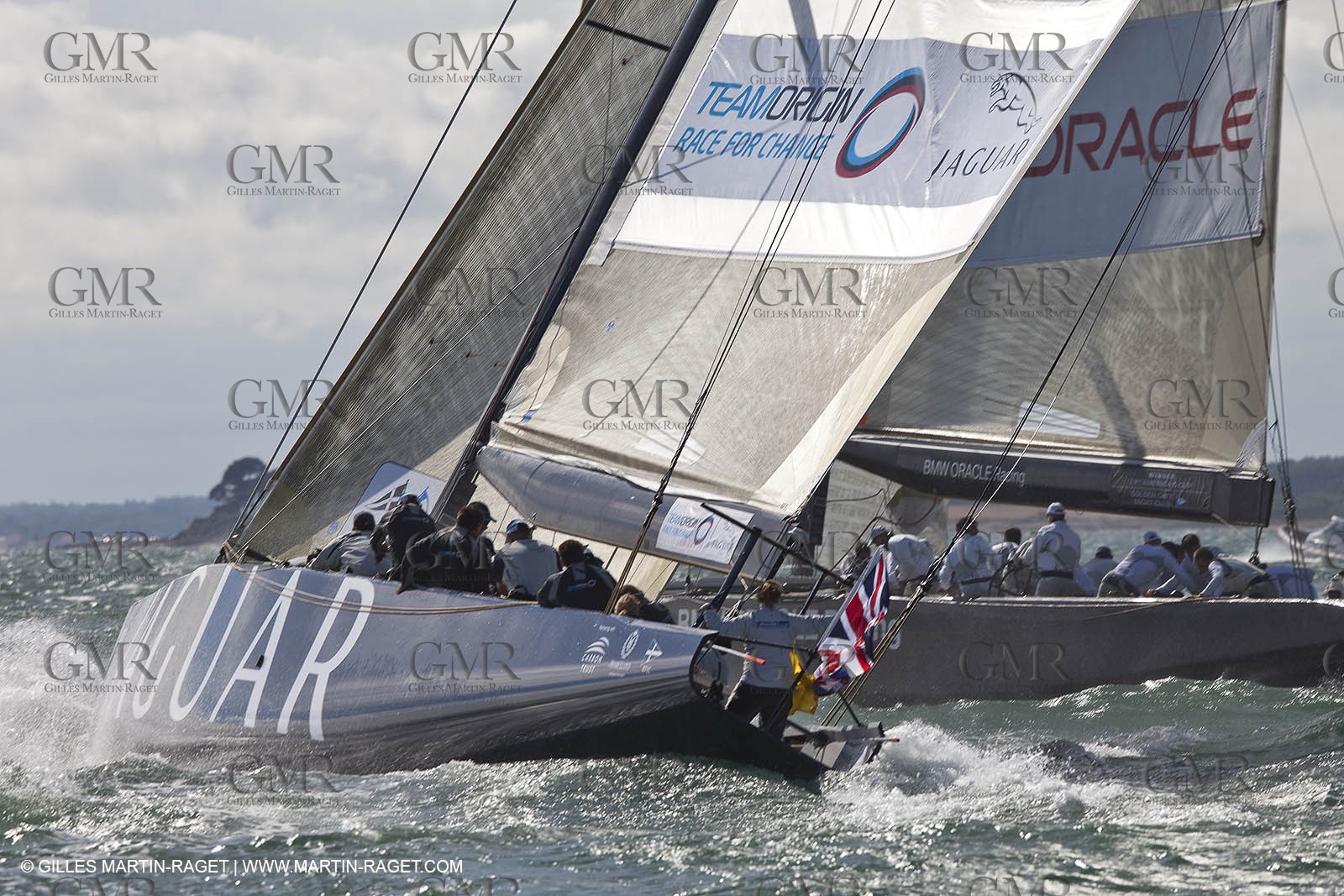 03 08 2010 - Cowes (UK, IOW) - The 1851 Cup -  BMW ORACLE Racing - Day 1.