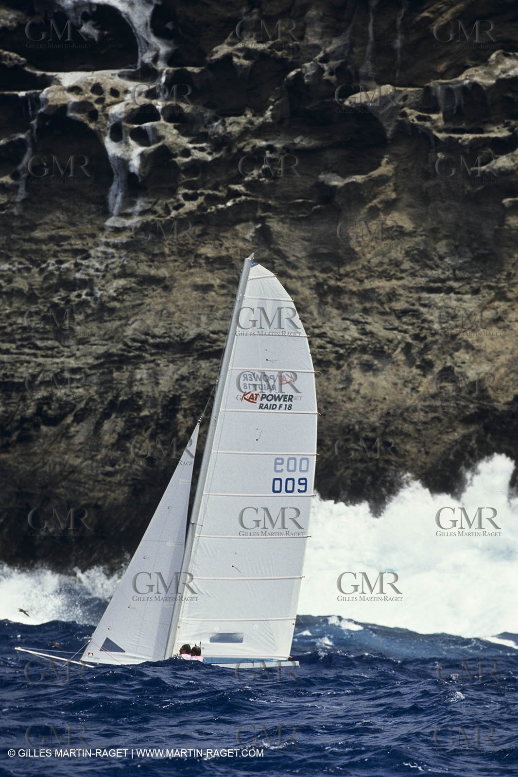 Voile, croisière, multicoques sous voiles