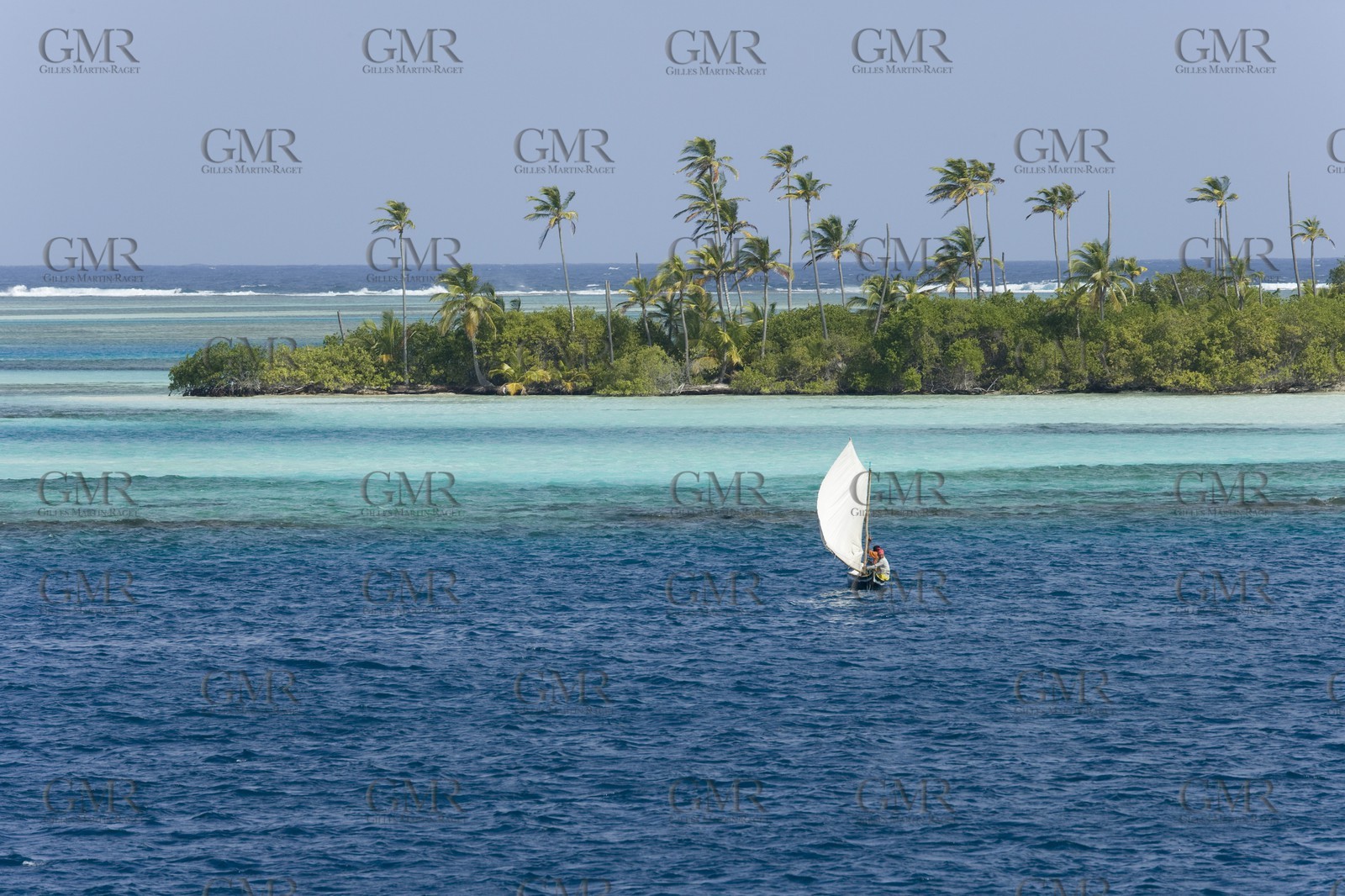01 02 2008 - San Blas Archipelago (Panama) - Motor Yacht Senses