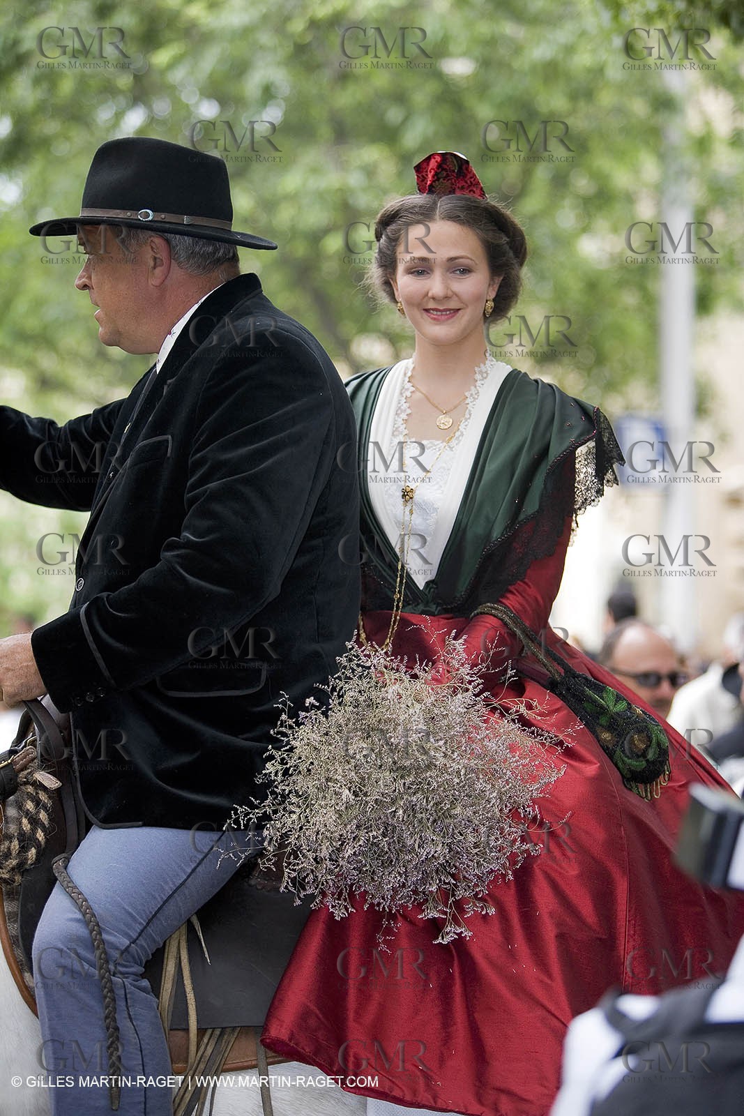 Arlésiennes in costume - Gardians (cow-boys) celebration - Arles