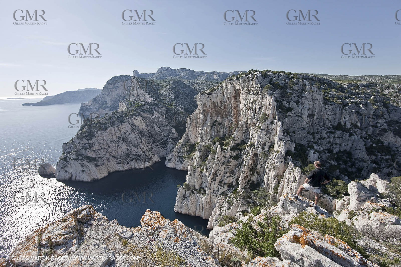 06 05 2009 - Marseille (FRA, 13) - Les Calanques - On Castelviel plateau - Calanque de Loule et falaises du Devenson
