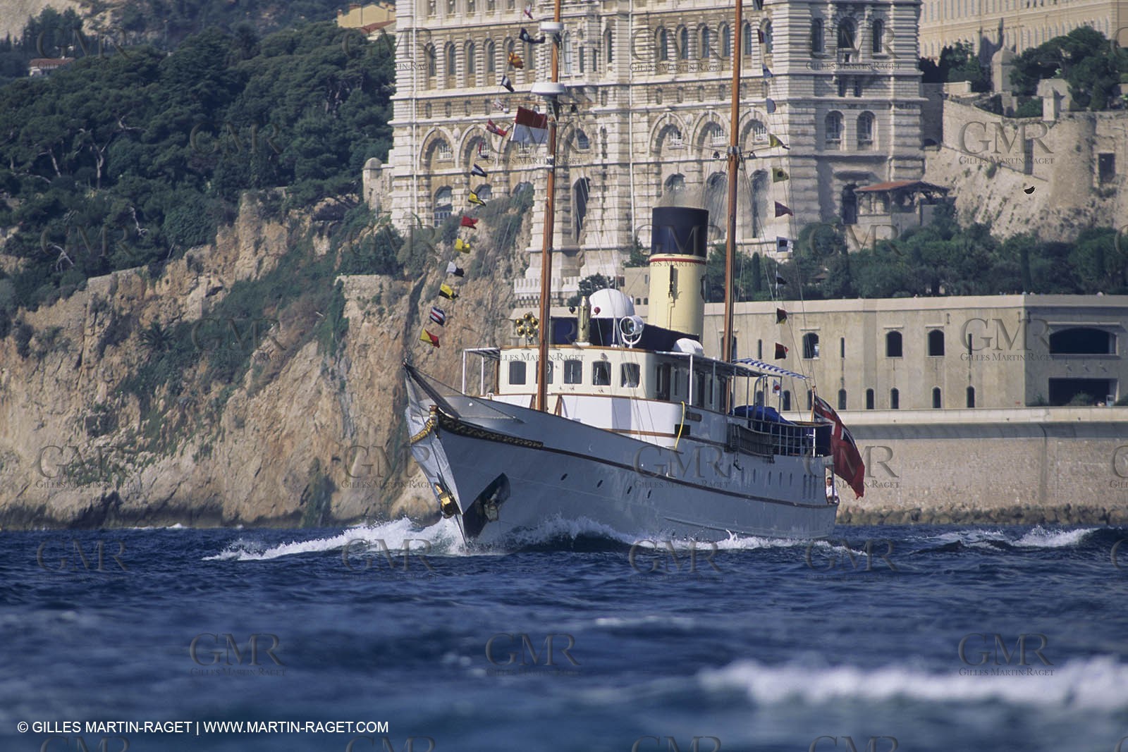 Classic Yachts, Classic Motor yachts, Pacha
