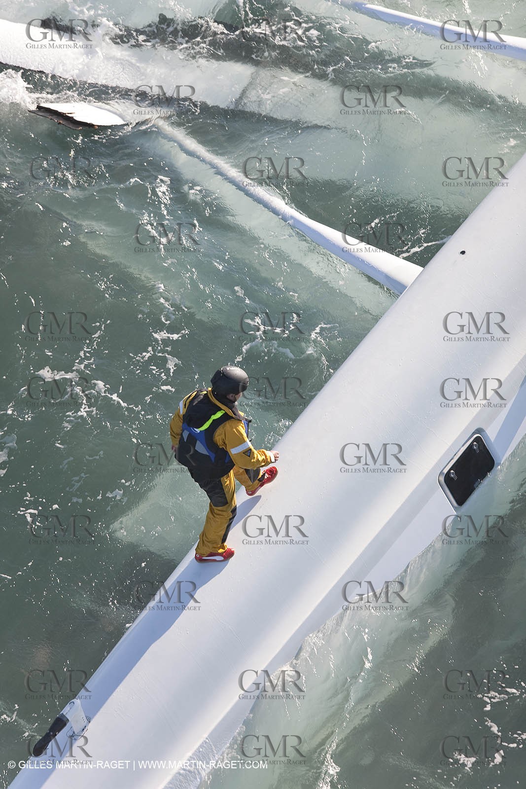 21 12 2008 - Port Saint Louis du Rhône (South of France) - The Hydroptere just after its capsize when trying to beat the overall sailing speed record