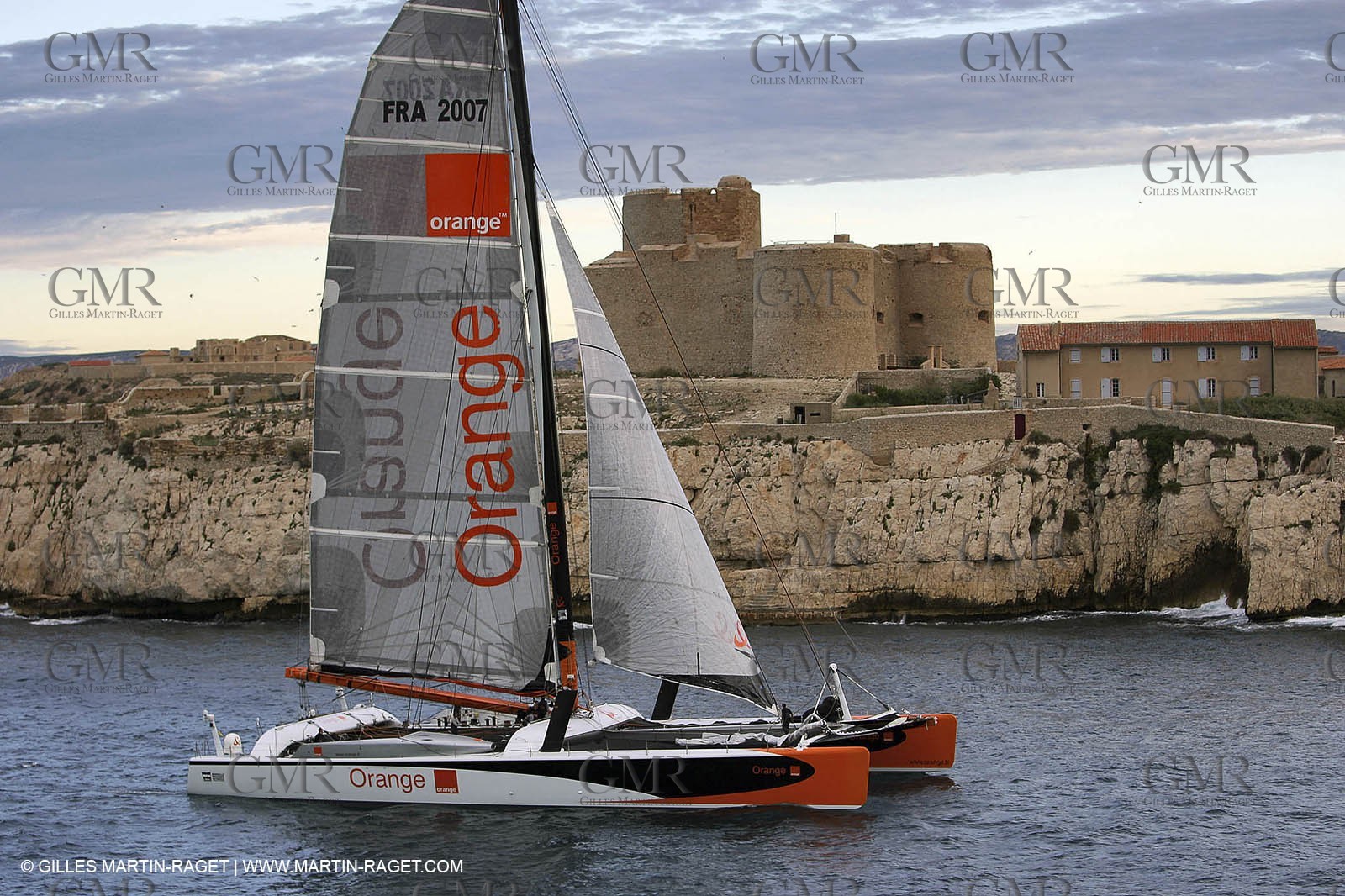 Orange II - Record Mediterranée 2004 - Départ devant Marseille