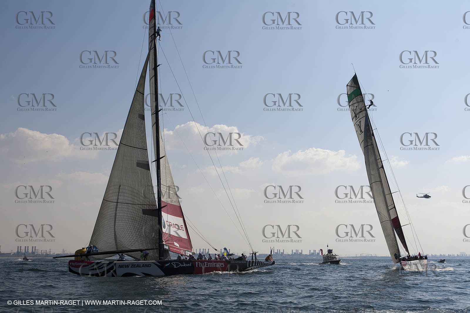 21 11 2010 - Dubai (UAE) - Dubai Louis Vuitton Trophy -  Round 2 - BMW ORACLE Racingg Vs Emirates Team New Zealand