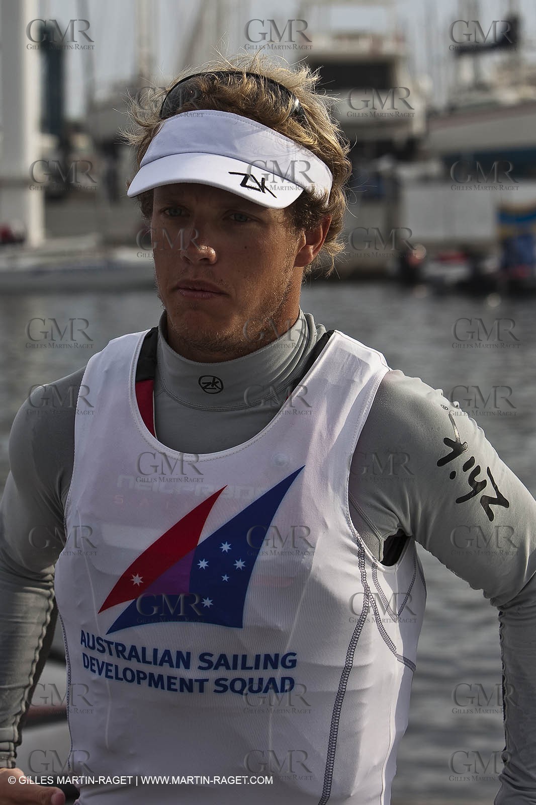 26-04-10 - Hyeres (FRA,83) - SOF 2010 - Tom BURTON