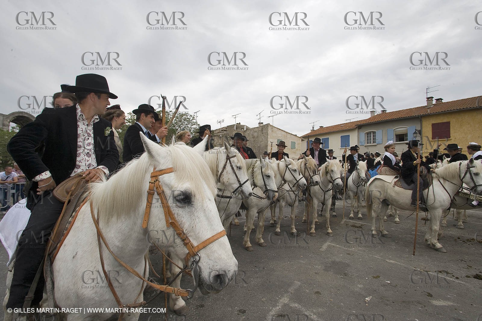 Arlésiennes in costume - Gardians (cow-boys) celebration - Arles
