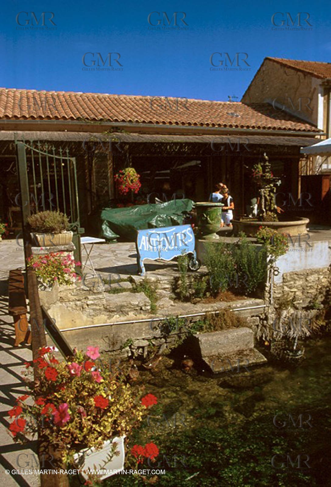 Antiques at l'Isle sur Sorgues