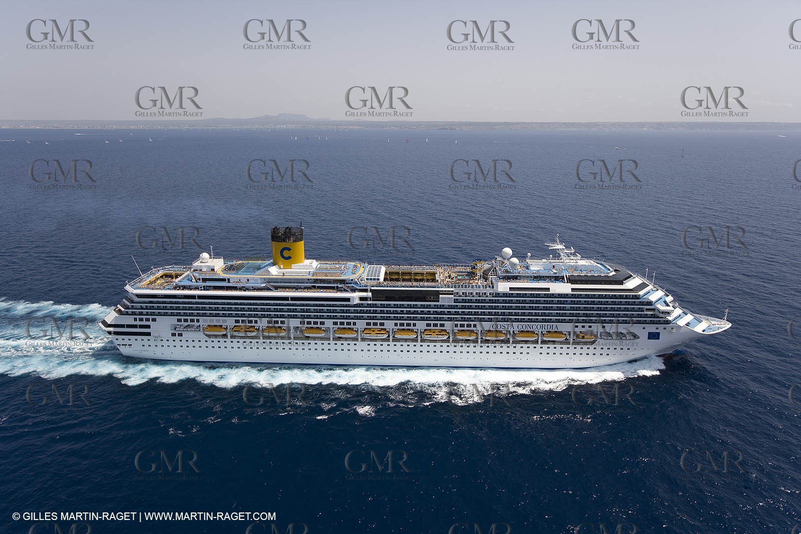 01 08 2007, Palma de Mallorca (Spain), Costa Concordia leaving Palma
