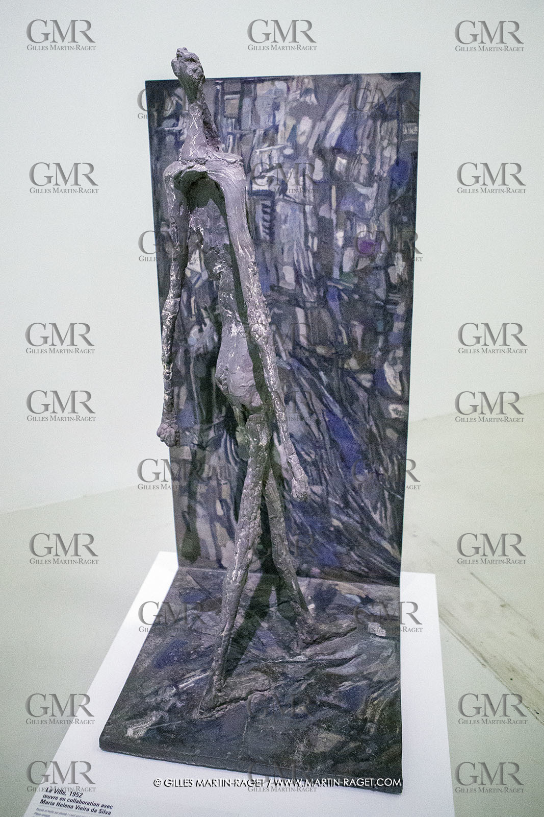 02 05 2023, Paris (FRA), oeuvre de Germaine Richier, Exposition Centre Pompidou 2023, La Ville, oeuvre en collaboration avec Maria Helena Viera da Silva 1952, Pièce unique, Plomb et huile sur plomb, 135,5 x 62,5 x 62,7 cm, Collectionb particulière