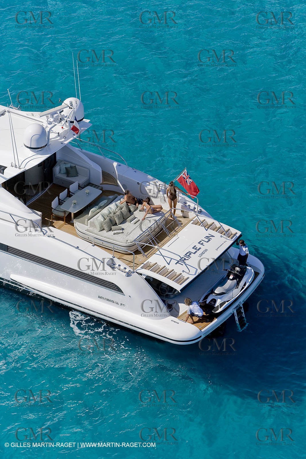 06 09 2007 - Saint Tropez (FRA, 83) - Superyachts - Motoryachts - Mangusta 92 Triple Fun in Saint Tropez - Mooring at Club 55 at Pampelonne Beach