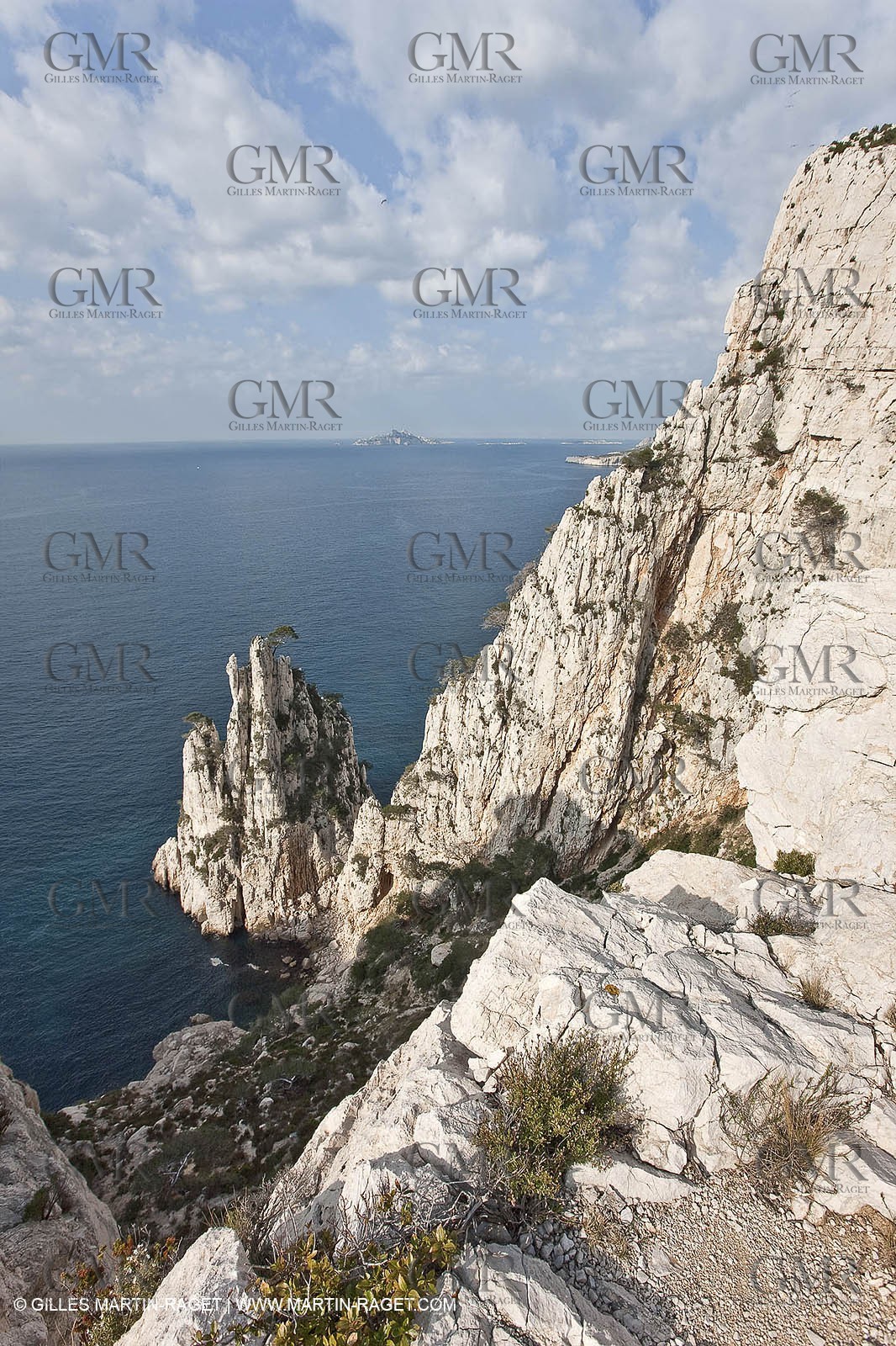20 03 2009 - Marseille (FRA, 13) - Les Calanques - Pic de l'Eissadon and devenson cliffs