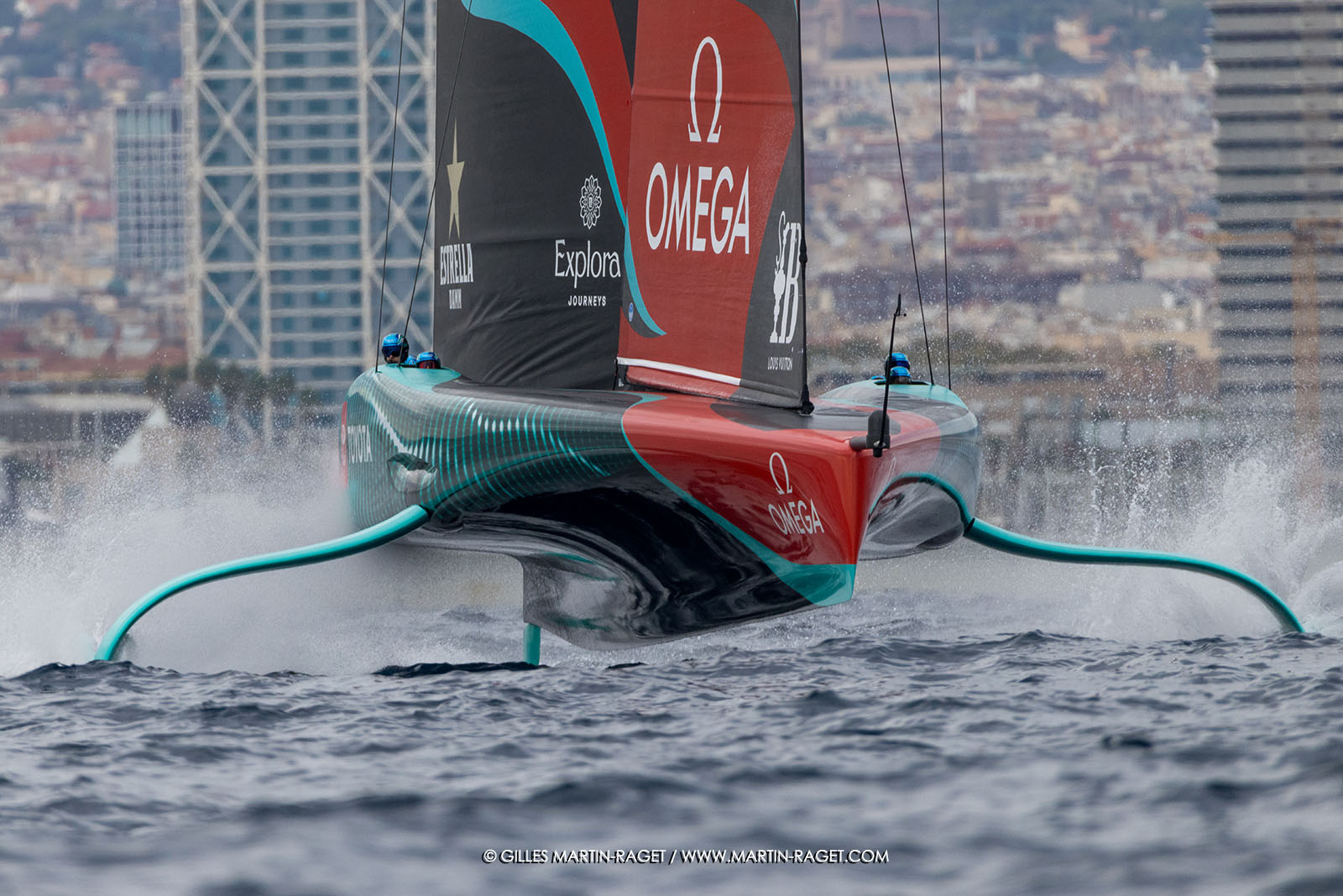 18 10 2024, Barcelona (ESP), Louis Vuitton 37th America's Cup, Final Match, Race Day 5, Warm Up