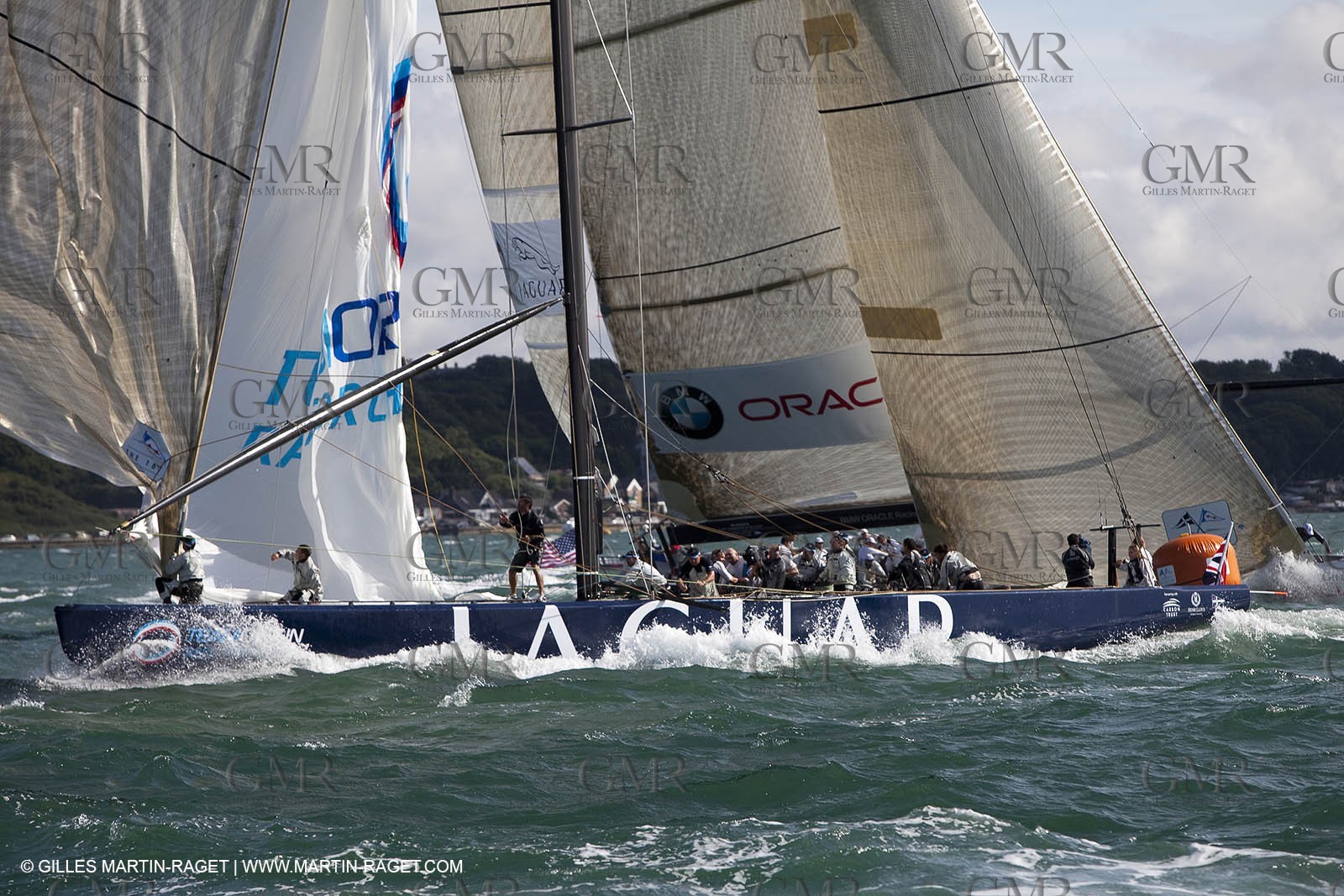 03 08 2010 - Cowes (UK, IOW) - The 1851 Cup -  BMW ORACLE Racing - Day 1.