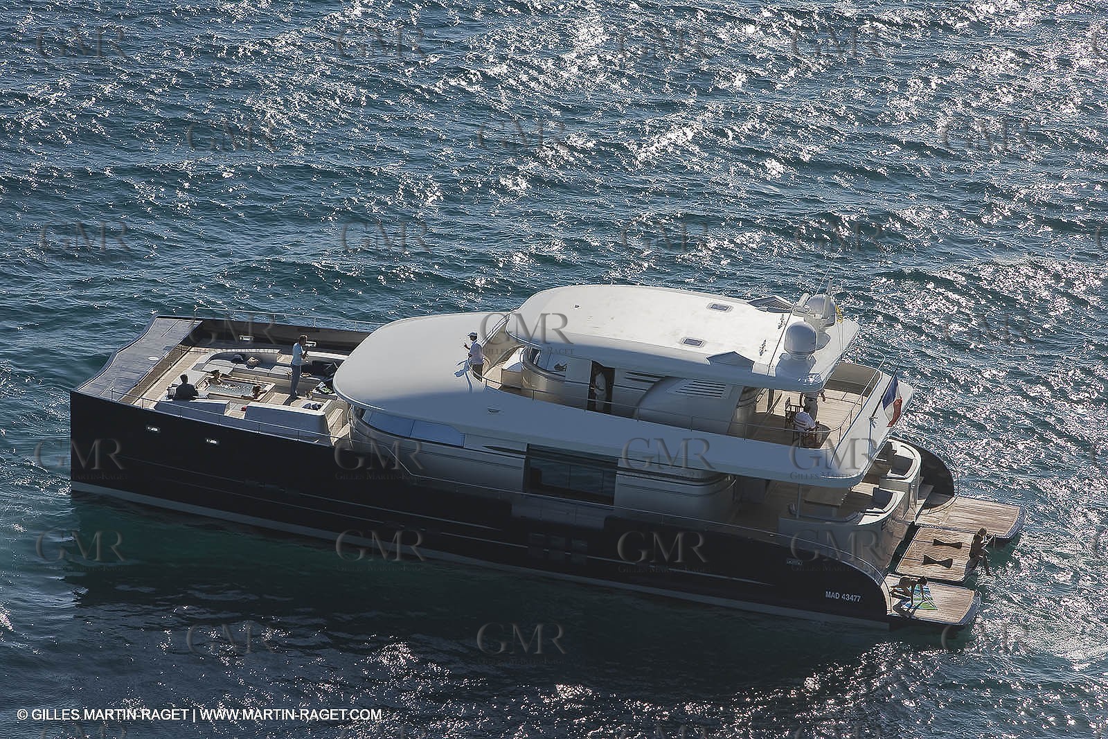 13-07-07 - La Ciotat (FRANCE) - MotorYacht - Chantier H2X