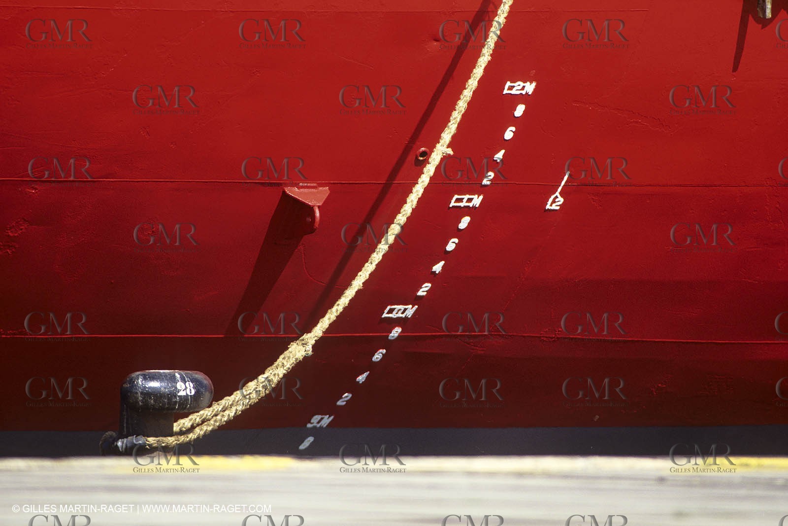 Monde maritime, opérations porturaires, ports, manoeuvres, marine world, harbour operations, maritime shipping,