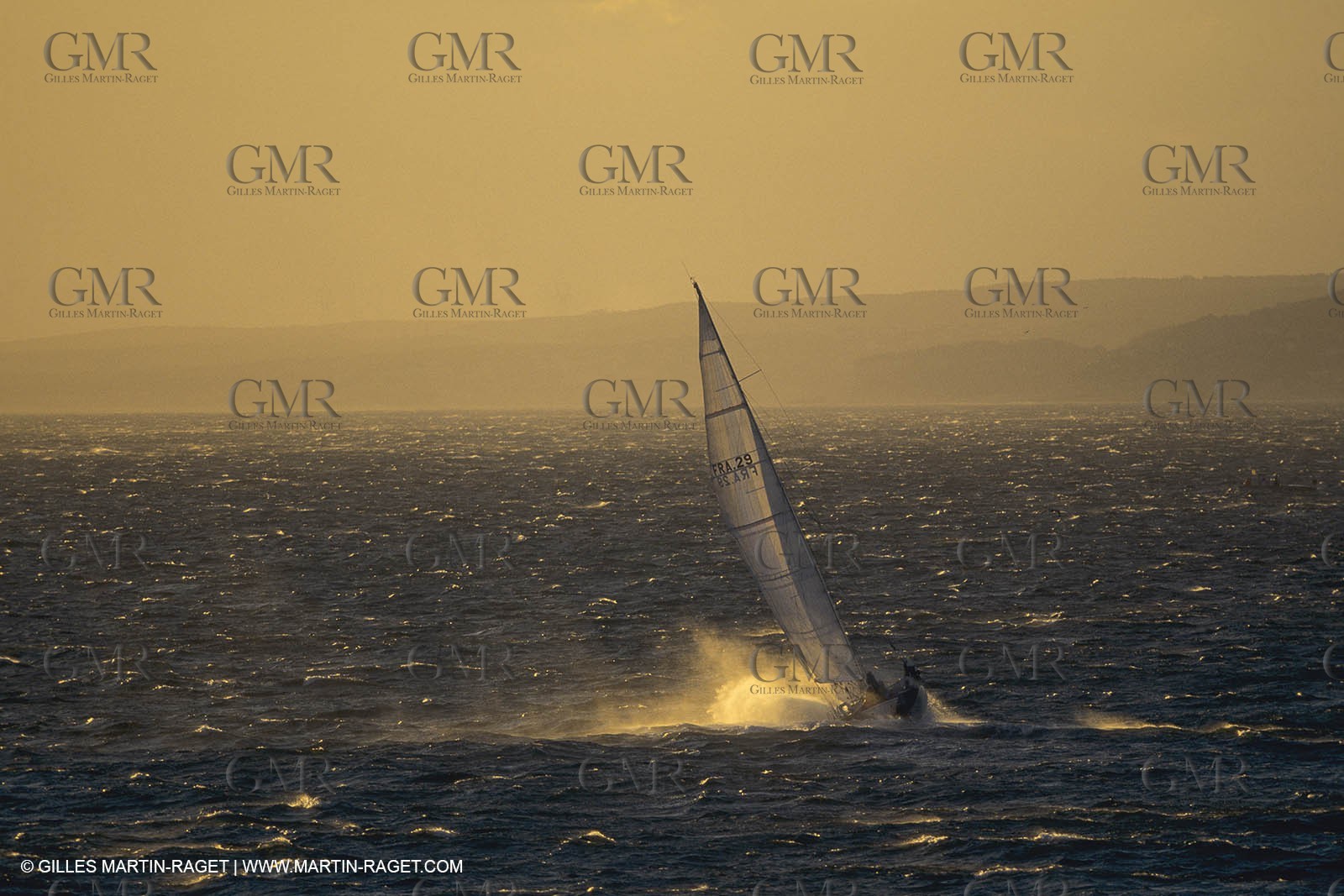 Sailing, Cruising, monohulls under sails