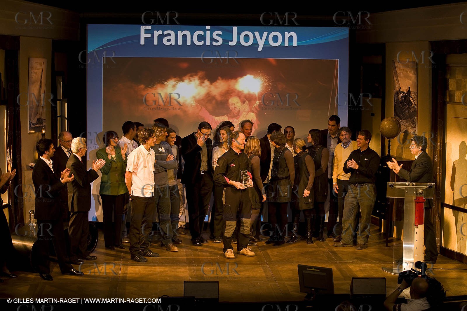 12 08 08 - Paris (FRA) Edouard VII theater - French Sailing Federation - Champions party - French Sailor of the year : Francis Joyon