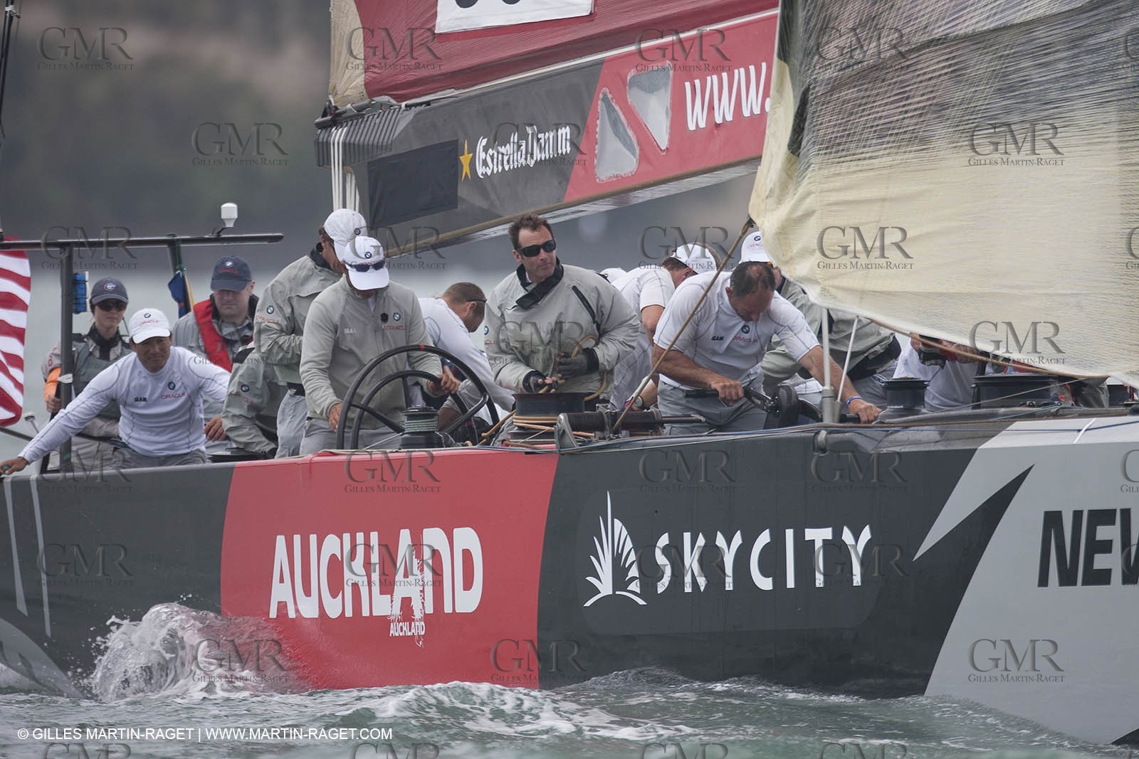 12 02 2009 - Auckland (NZL) -  Louis Vuitton Pacific Series -  Racing Day 12 - Challenger final