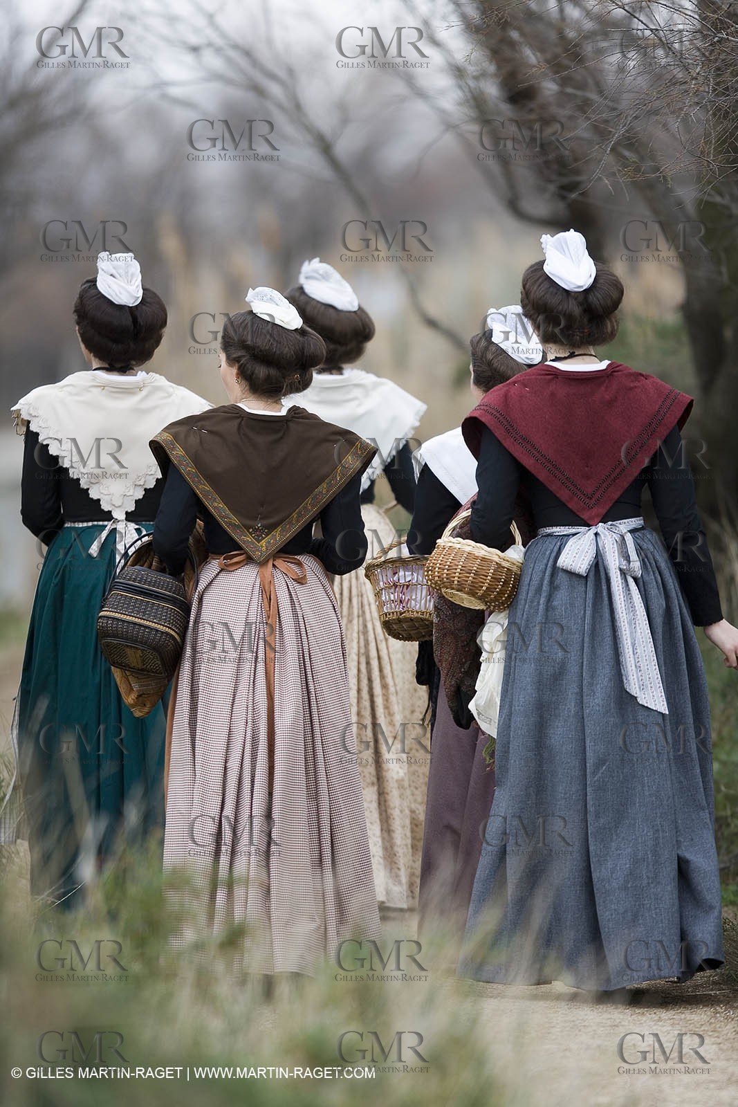 24 02 2007 - Saintes Maries of the Sea (FRA, 13) - Queen of Arles and her assistants in Camargue