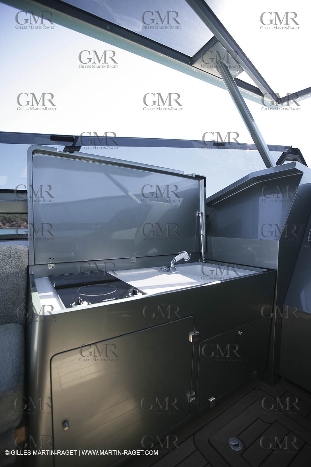 16 07 2007 - Portisco (Italie, Sardaigne) - Wally Power 47, 2007 version