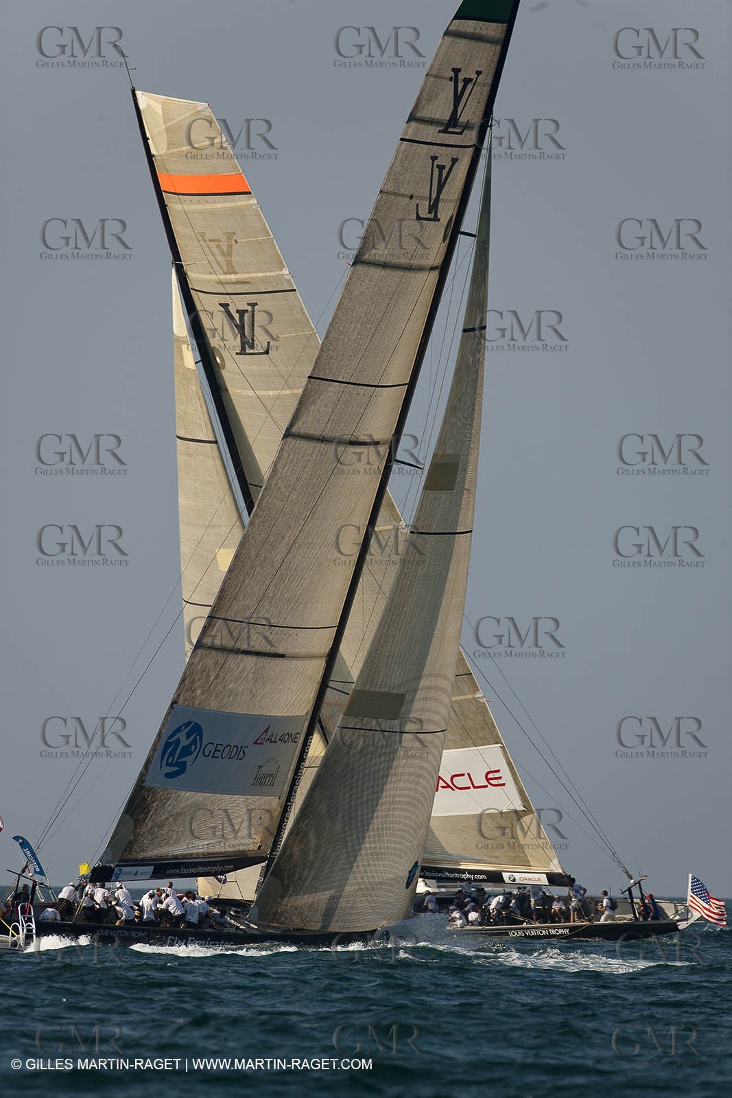 26 11 2010 - Dubai (UAE) - Dubai Louis Vuitton Trophy -1 2 final - BMW ORACLE Racing Vs All4One