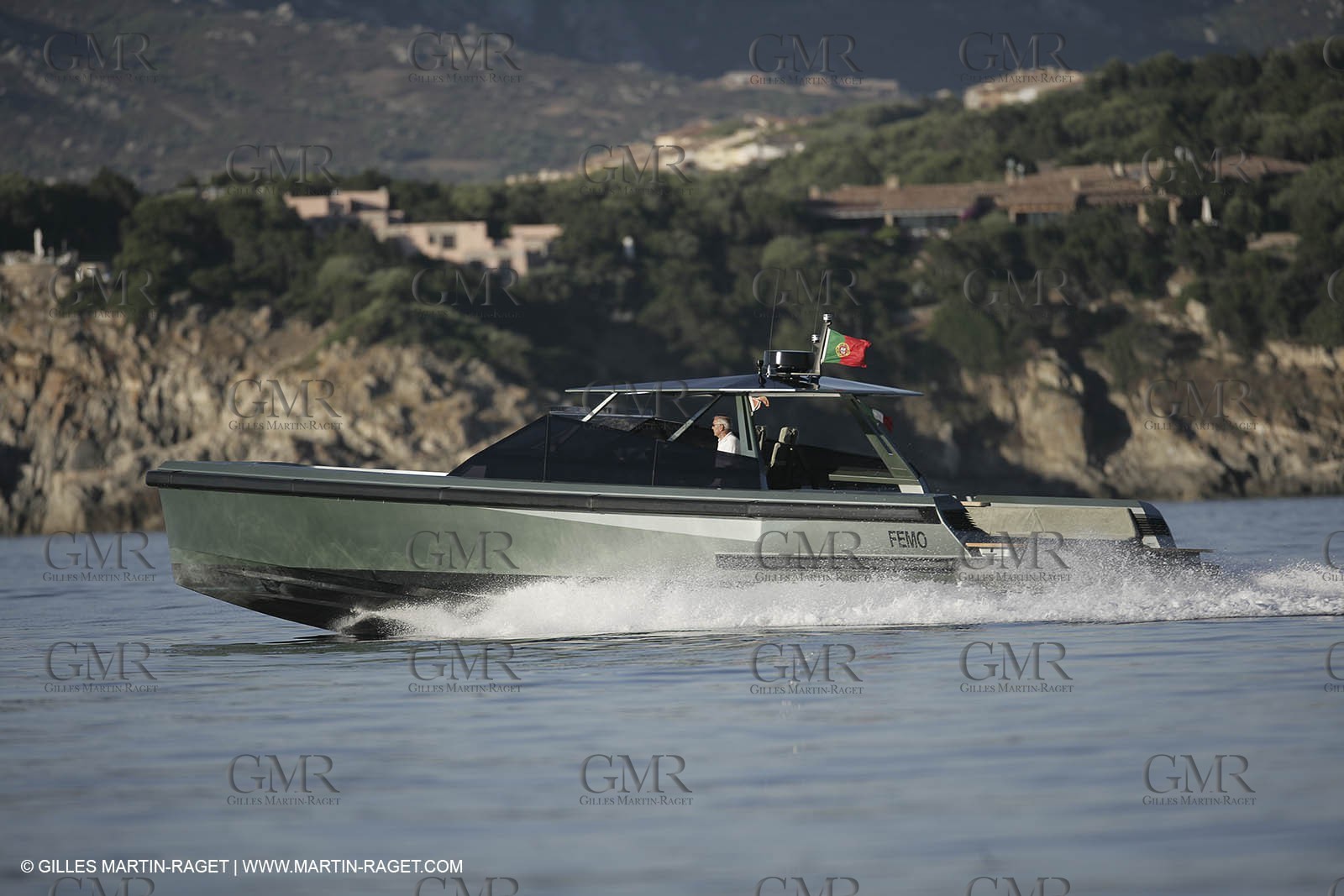 16 07 2007 - Portisco (Italie, Sardaigne) - Wally Power 47, 2007 version