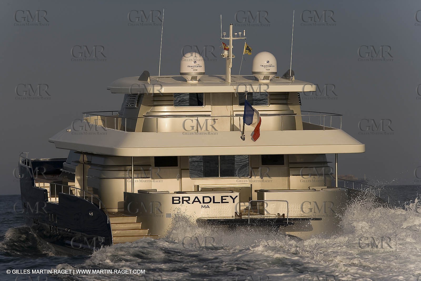 11 06 2007 - Valencia (Spain) - Super Yacht Catamaran Bradley, Gilles Vaton design built by H2X in la Ciotat (France)