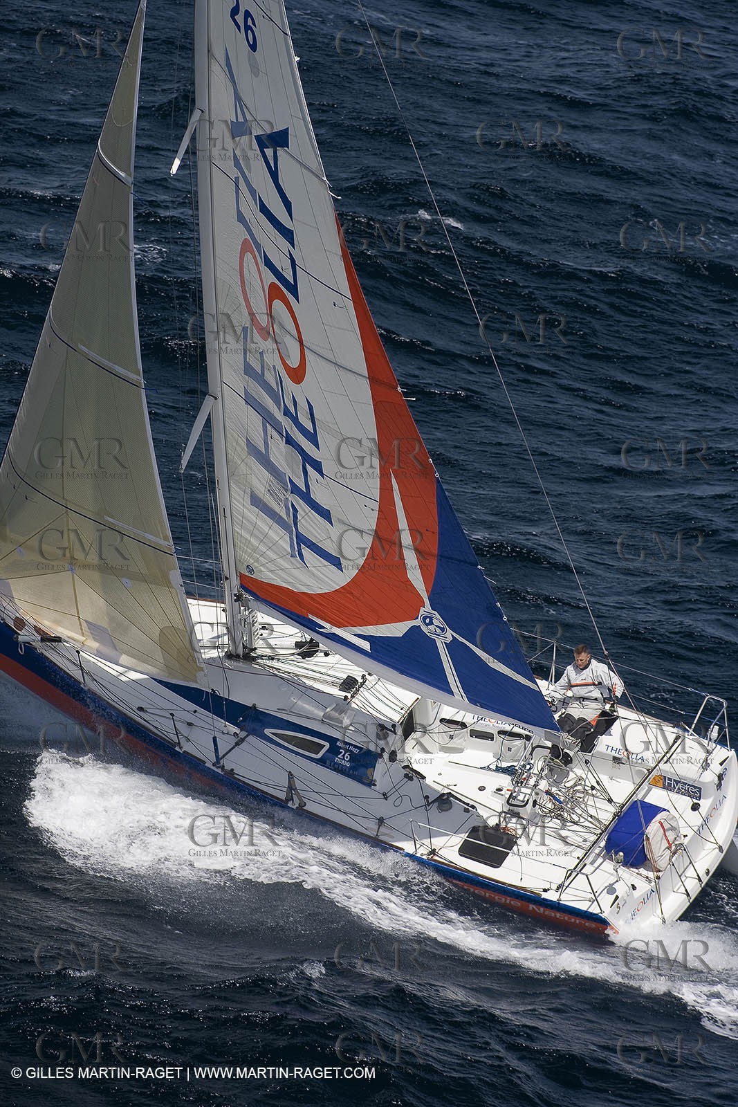 06-26-2007 - FIGARO II - THEOLIA - Skipper : Robert Nagy - Training off Marseille (south France) with strong wind conditions