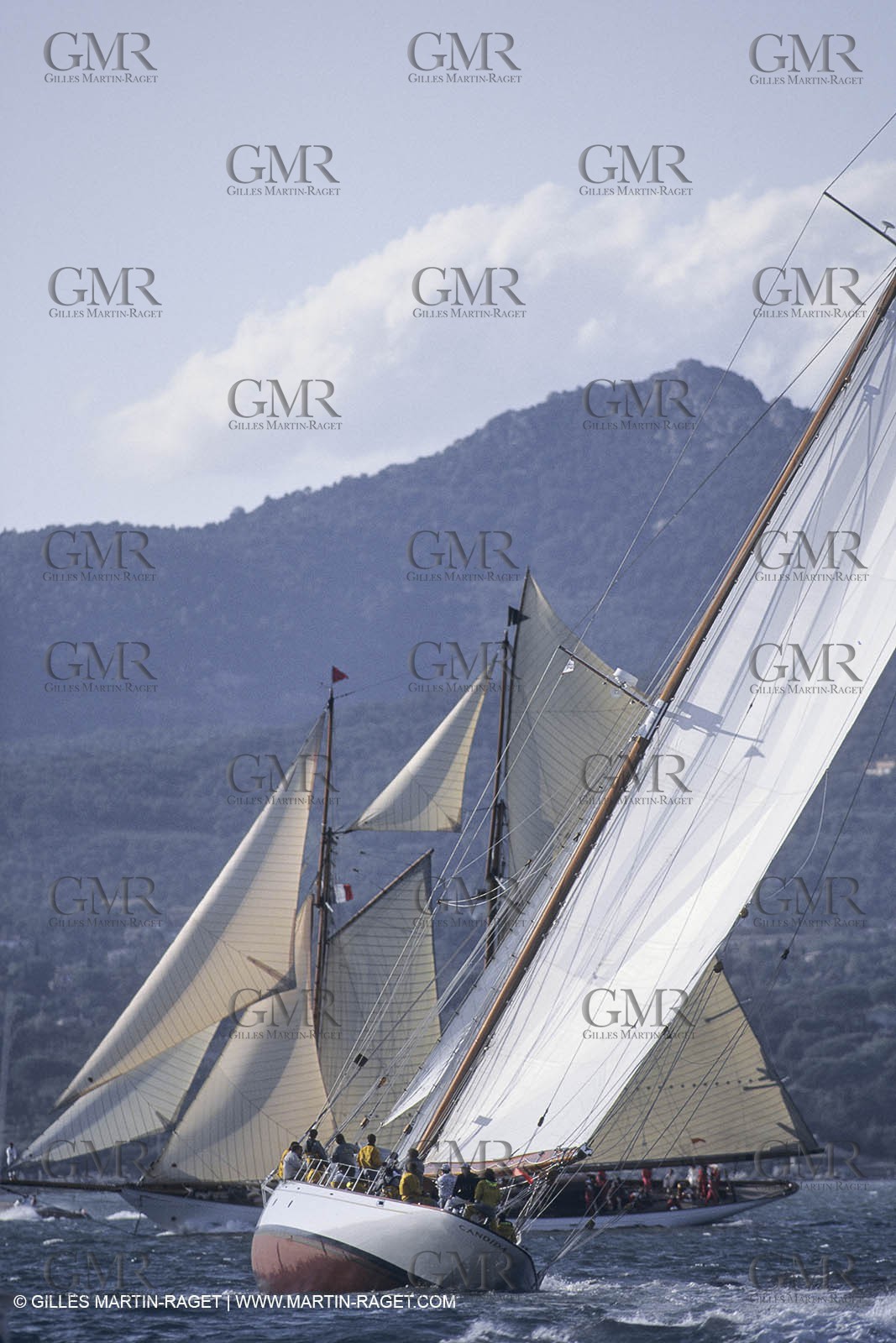 Sailing, Classic yachts (for yacht names check keywords)