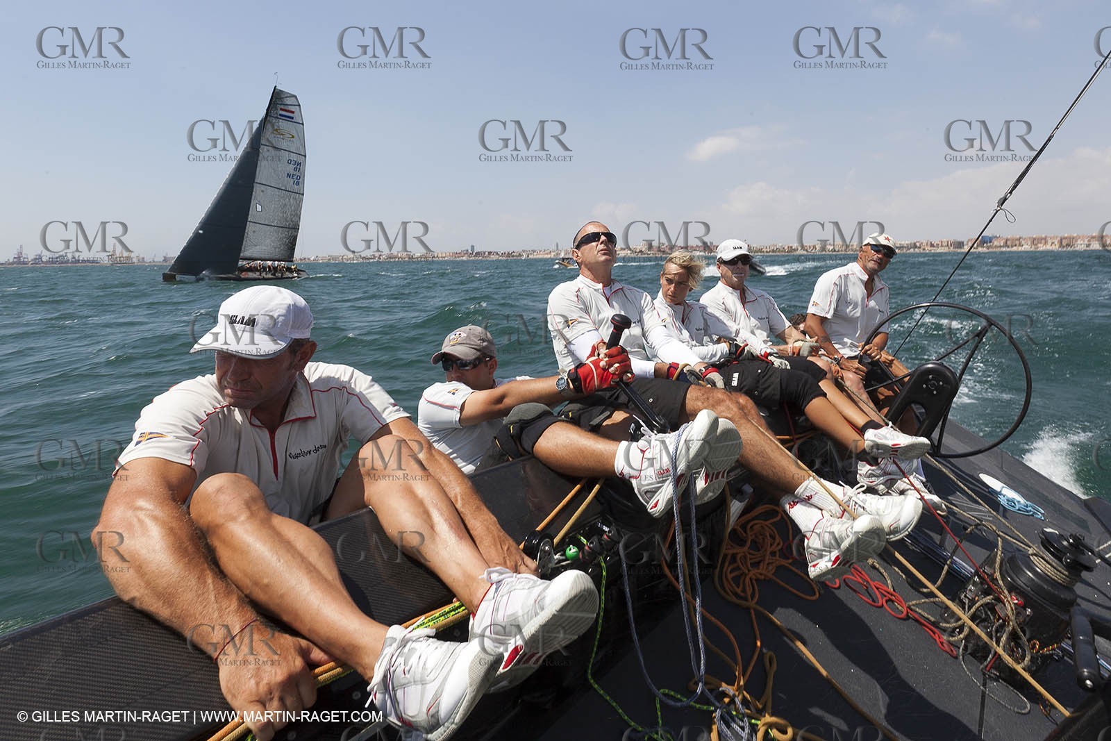 31 07 2010 - Valencia (ESP) - BMW ORACLE Racing - RC 44 Valencia Cup - fleet racing - Day 2