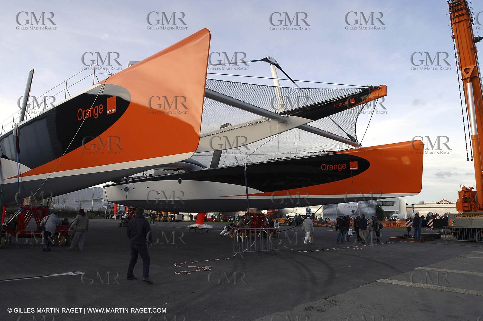 Vannes - Multiplast Boatyard - Orange II 1st go in the water